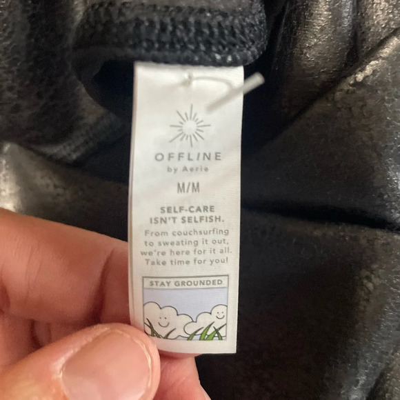 NWT Offline by Aerie Crossover Hi Waisted Crackle Black Leggings Size Medium - Picture 11 of 14